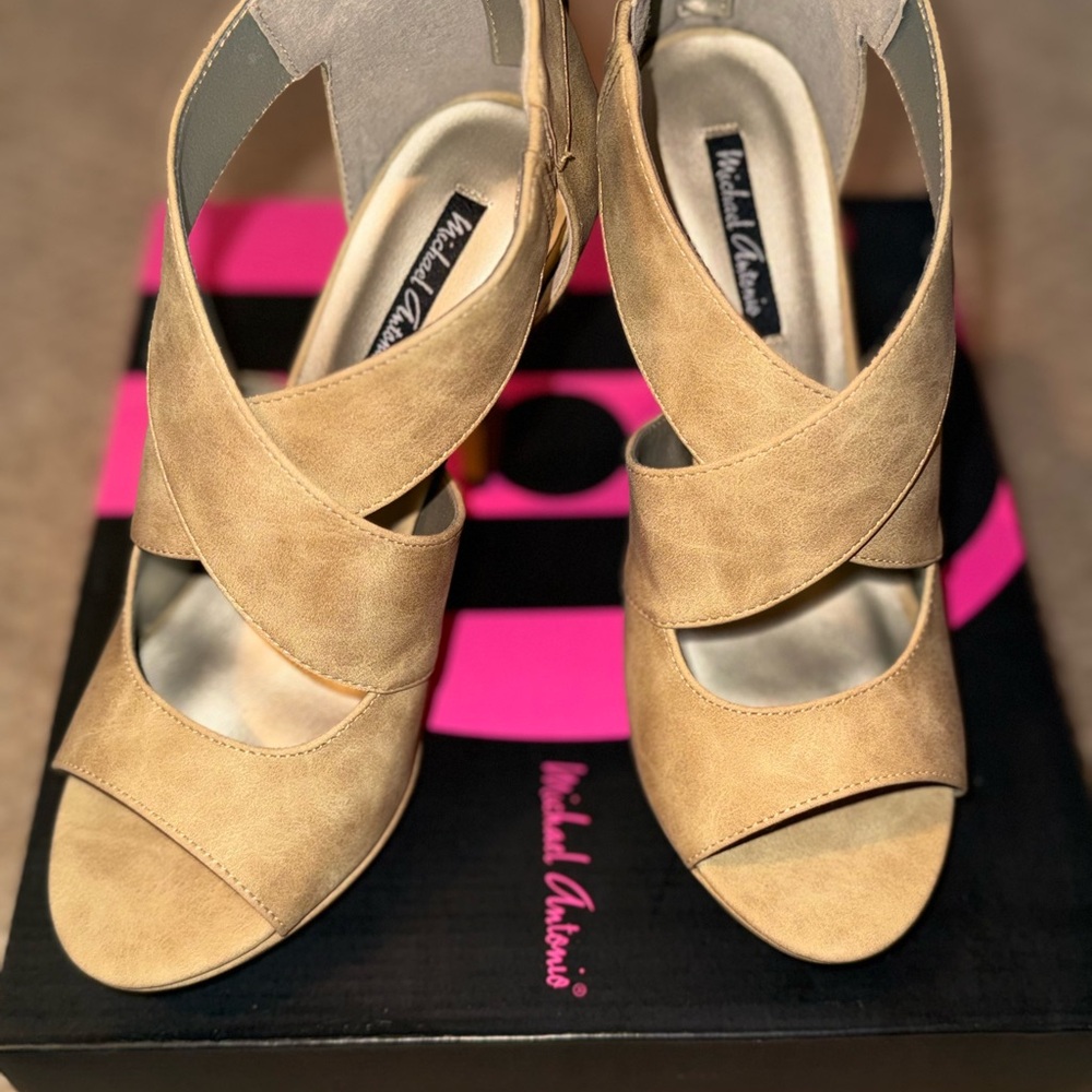 ~*NWP*~ Michael Antonio Beige Thick Strappy Heels